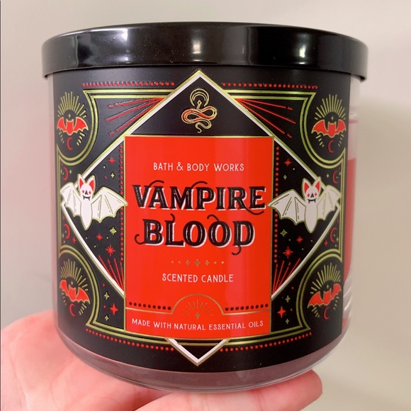 BBW Vampire Blood candle - Picture 2 of 4